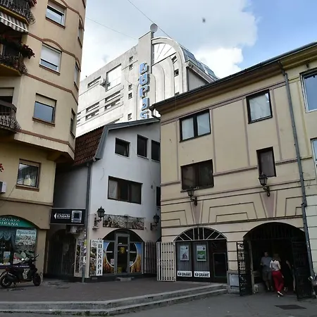 Urban Chic Apartament Novi Sad